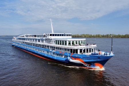 Театральный круиз