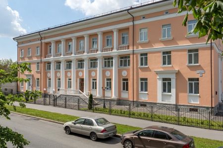 Отель "Avetpark"