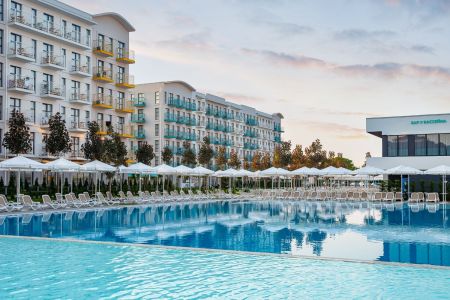 Отель "Город Mira Family Resort & SPA Anapa Miracleon" / "Город Мира Фэмили Резорт и СПА Анапа Мираклеон"