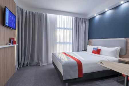 Holiday Inn Express(Ер.)