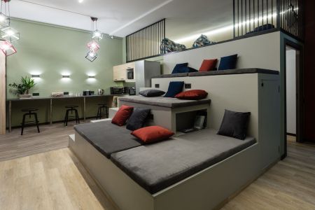 4U Capsule Hotel