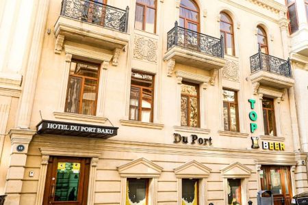 Du Port Hotel
