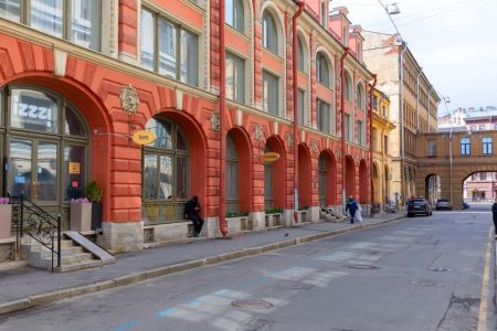 Izzzi(на Банковском)