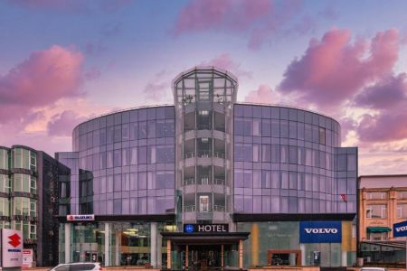 Sky Hotel(Баку)