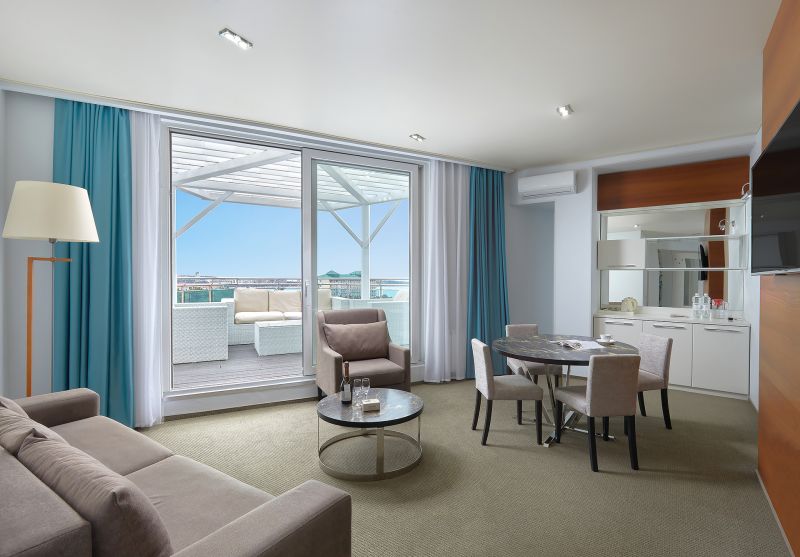 Family Suite Terrasa 4-местный 3-комнатный