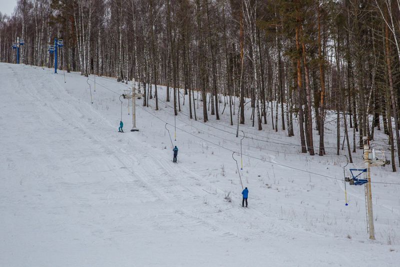 Зима. Горнолыжная трасса