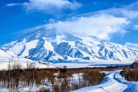 Welcome Kamchatka. Фрирайд со снегоходными забросками, ски-тур/бэккантри