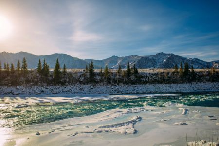 Влюбись в зимний Алтай. Экскурсионный тур