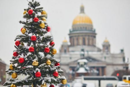 Волшебство Рождества от Санкт-Петербурга до Выборга